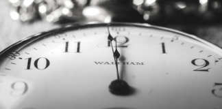 मुझे इजाज़त दे दे